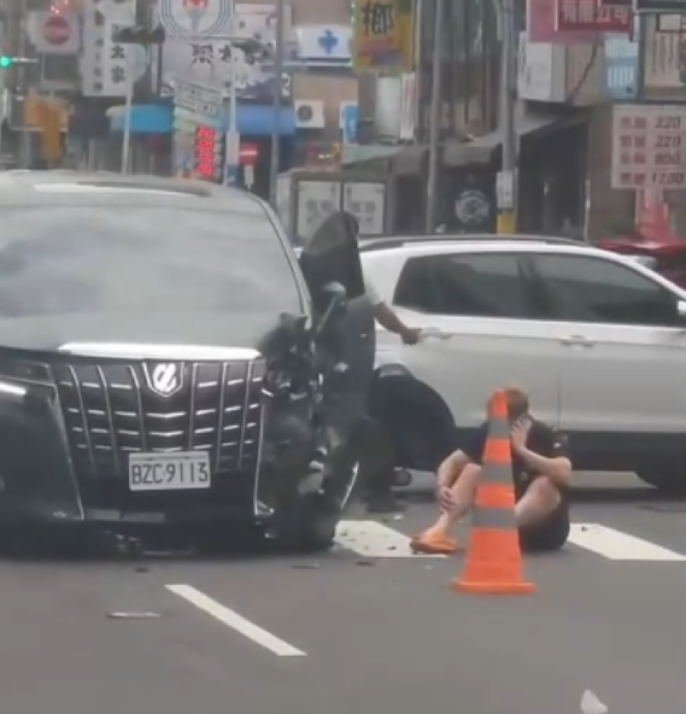 台中又傳毒駕車禍！休旅車追撞休旅再撞對向自小客車　肇事車內搜出毒品駕駛還是通緝犯