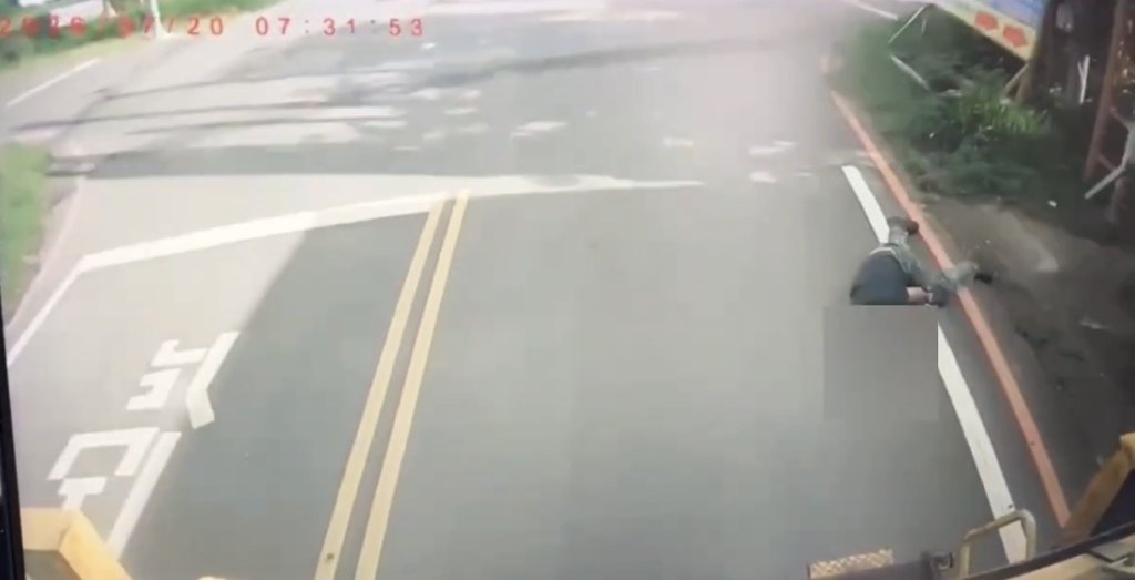 垃圾車後斗一摔天人永隔！屏東清潔隊員亡　家屬心痛發聲
