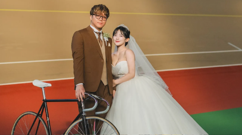 「I級東洋乳神」天木純曬甜蜜婚紗照！豪乳幾乎撐爆禮服