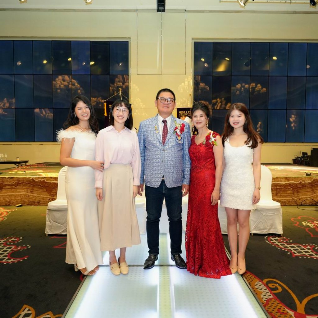 20250705總監交接(晚會舞台合照)