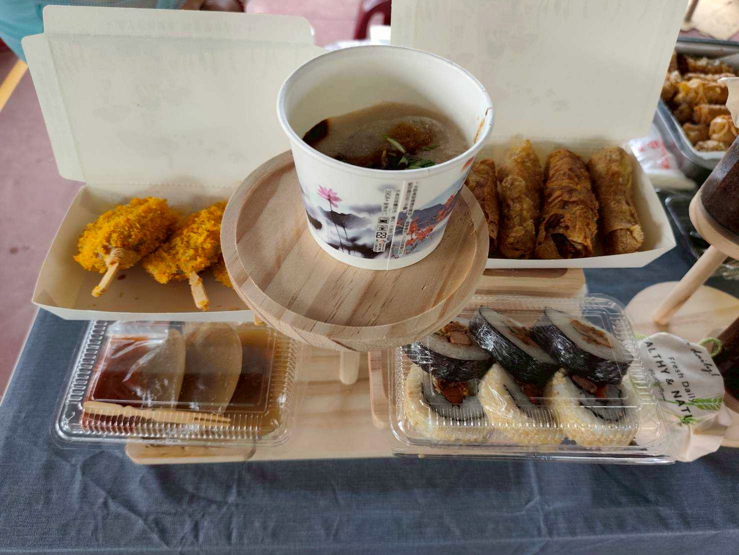 樸實無華的滋味：食材原料單純，沒有過多的調味修飾，象徵著這對母子生活裡最純粹、不帶雜質的本質。(照片 俊嘉媽媽提供)