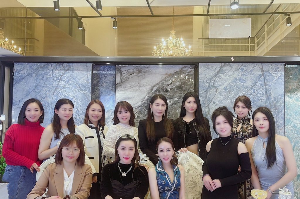 【女力焦點】打破傳統教條！台灣女力成長協會邀佑妮老師「玩」出財富力　人類圖結合財富流桌遊引爆團隊共識