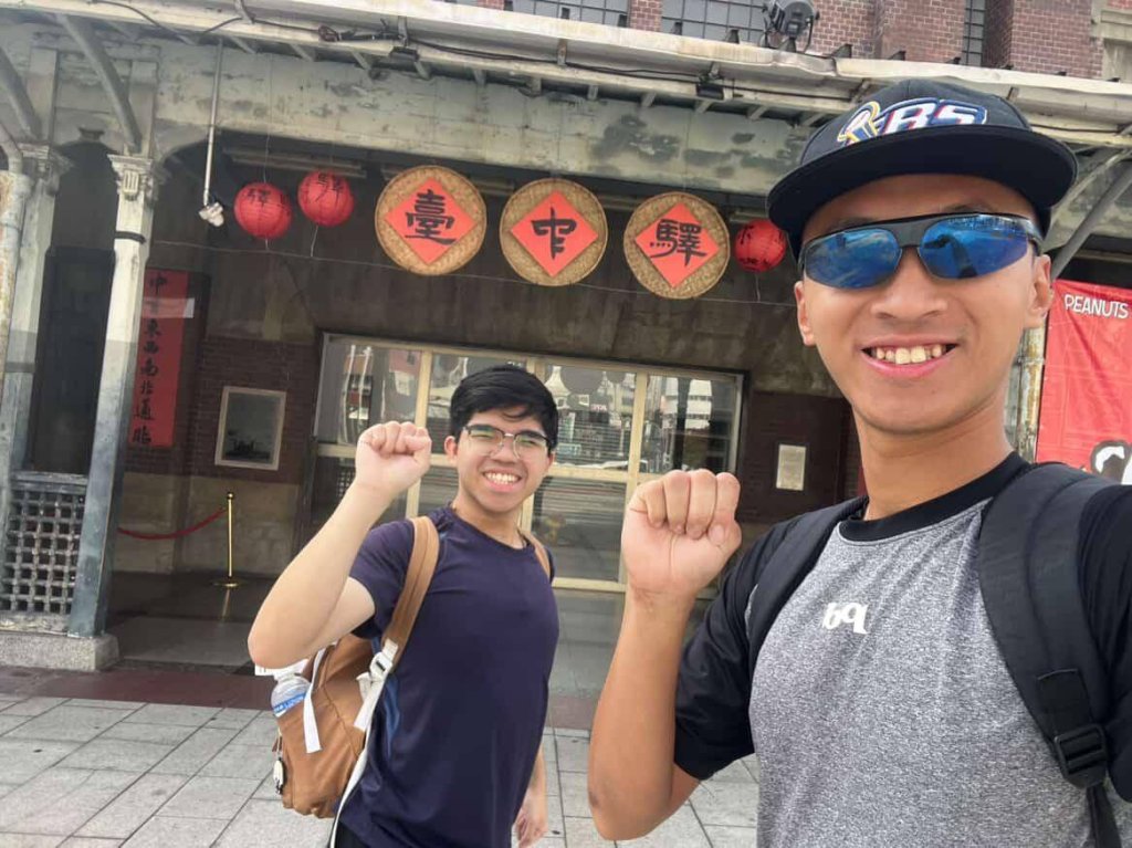 失敗者的戰爭：那些被制度忽略，卻彼此撐起來的人