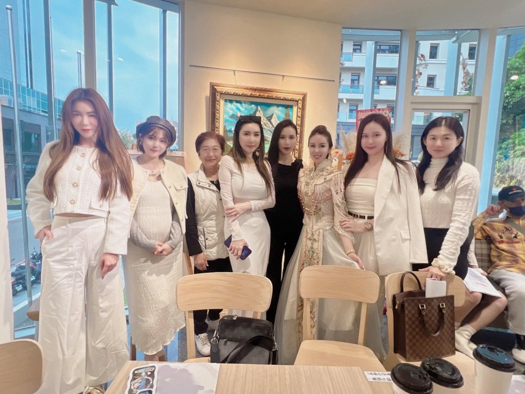 台中大里藝文新亮點！藝術家 Runa《茹藝之境》油畫展盛大開幕 女力成長協會齊聚力挺