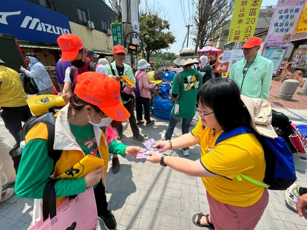 平安蛋公益行動走進白沙屯　希望家園以愛串聯香燈腳