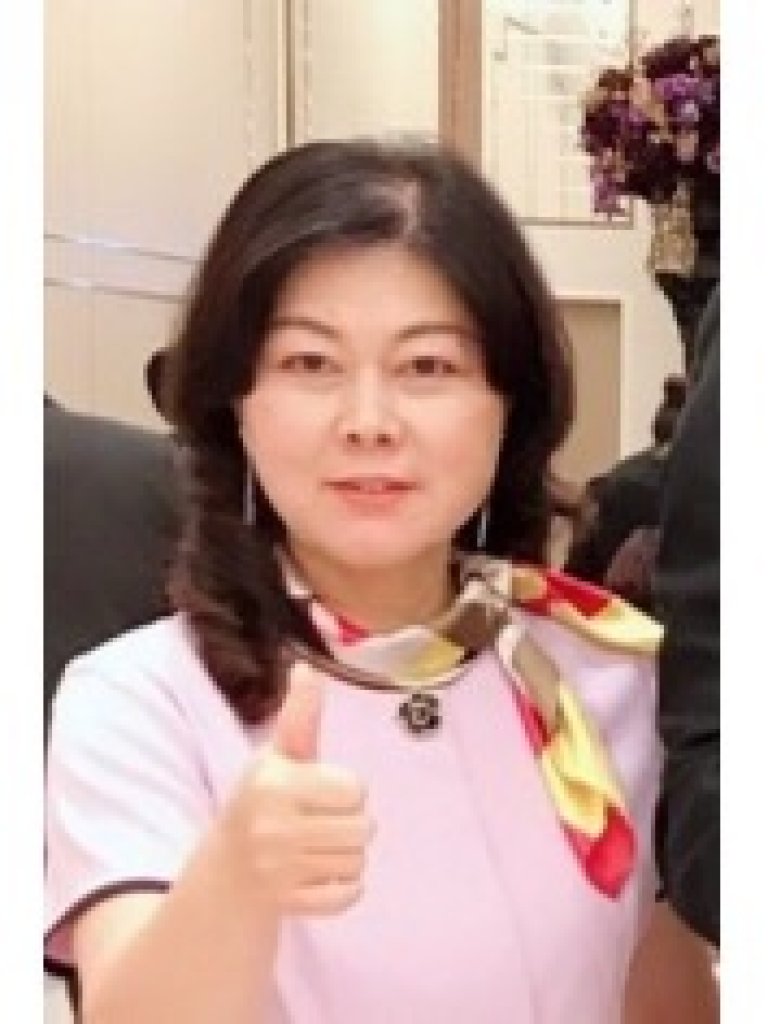 名譽理事-黃女釗