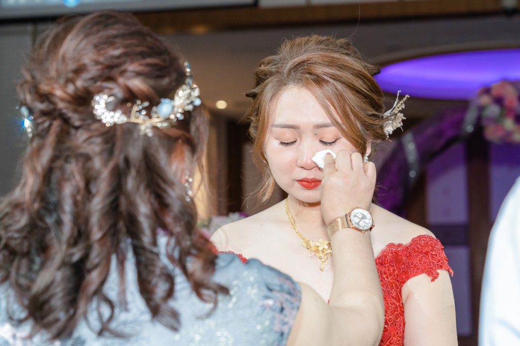 『婚禮攝影』 世瑋 & 湘琪 - 訂婚宴客 (喜多多國際宴會廳)