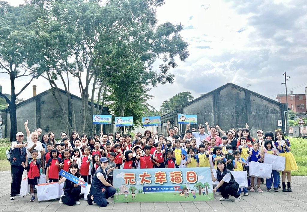 上平學童旗糖農創之旅，快樂學習環境永續