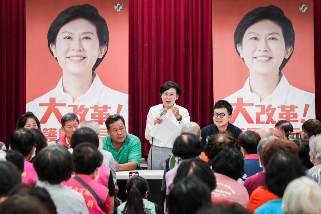 「做實事」打動數百民眾　林岱樺三民座談推高雄有感市政