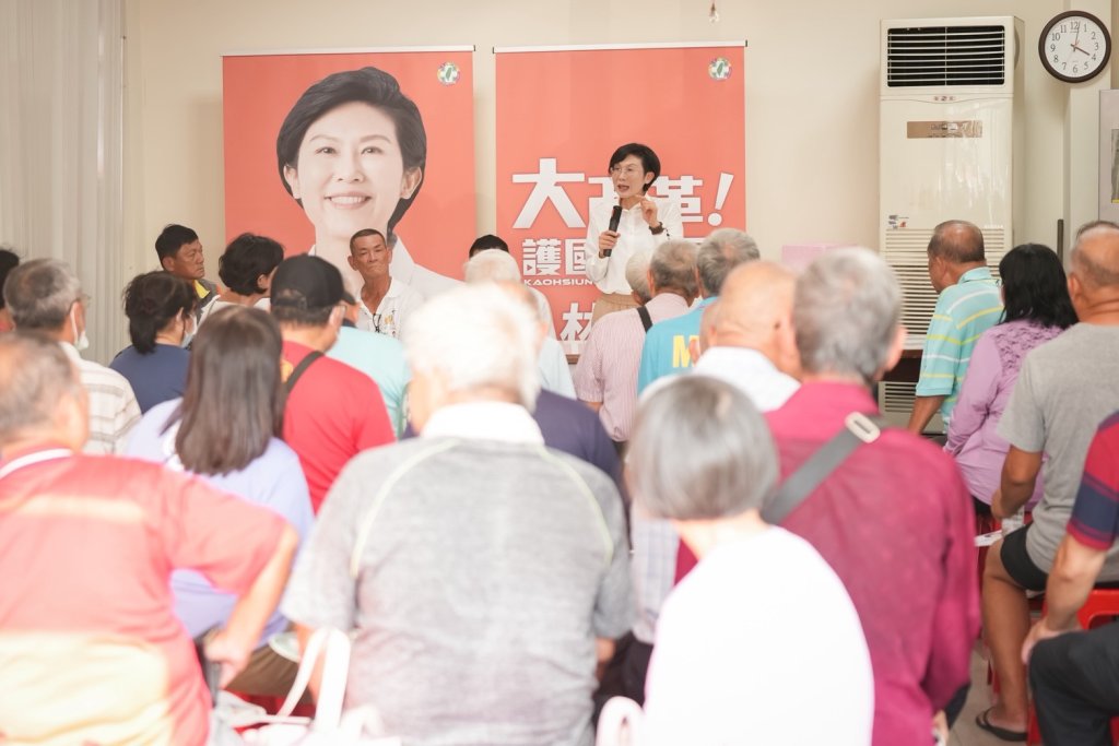 楠梓廟口開講展人氣 林岱樺「扶老攜幼」政策獲好評