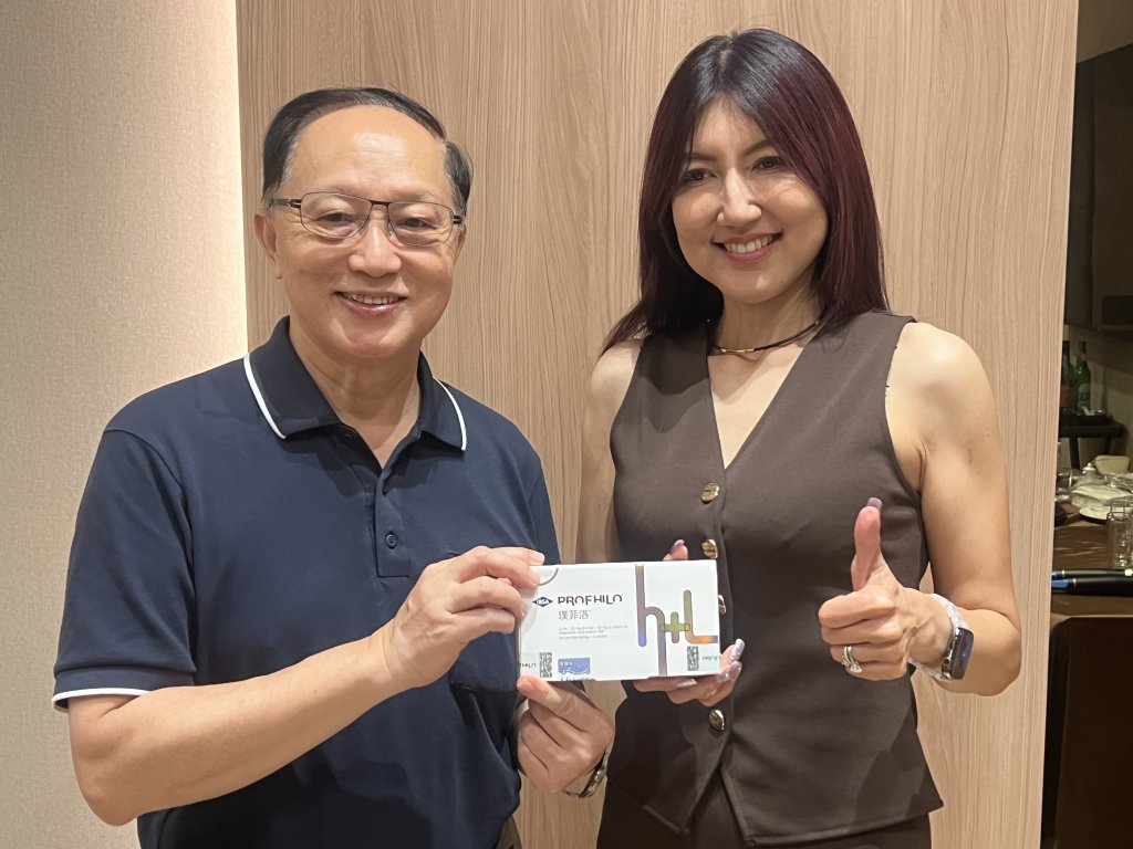 曾馨瑩代言醫美新力作 可若夫生技「逆時針 PROFHILO」上市