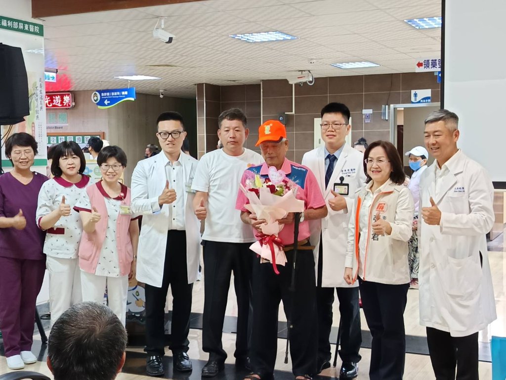 屏東縣首例國際醫療包機救援！屏東醫院展現急重症量能，守護生命無國界