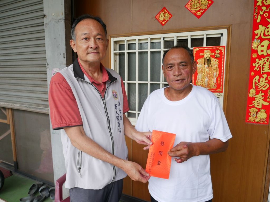小博士文教機構慰問家境清寒官兵 傳送關懷與溫暖