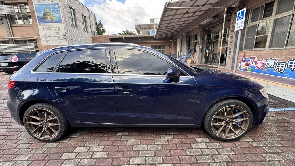 屏東分署五打七安、雙十一聯合拍賣會 營業設備及奧迪小客車大拍賣