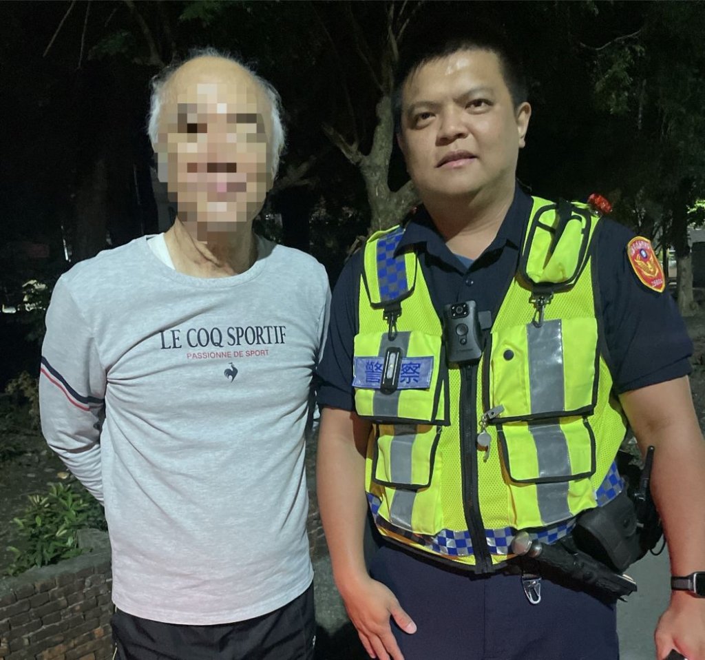 外地民眾深夜迷路求助 警暖心帶路助返家