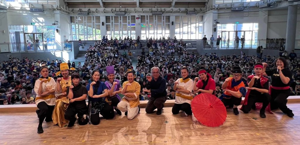 用愛陪孩子走一段成長路 《最好的師傅》音樂劇走進河堤國小　30場校園巡演溫馨畫下句點