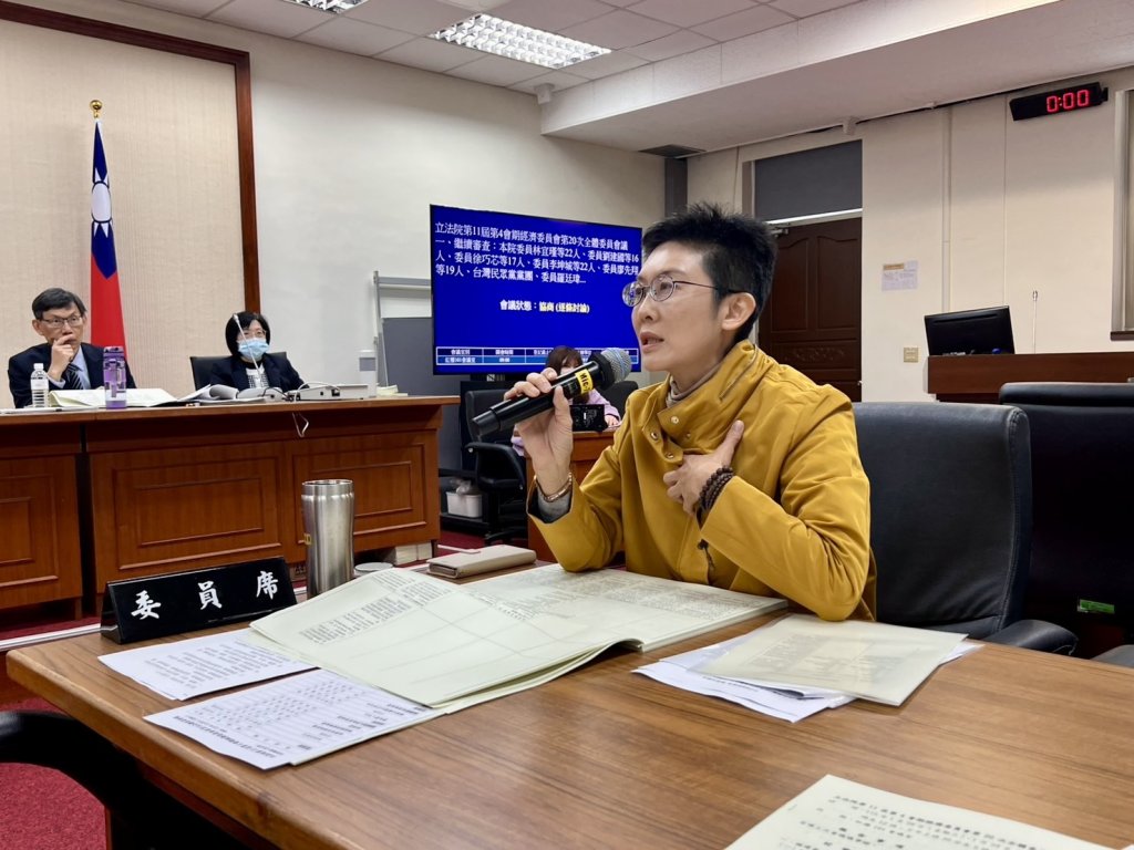 禁止餵食難解遊蕩犬貓問題 林岱樺：減量靠管理，不是靠斷糧