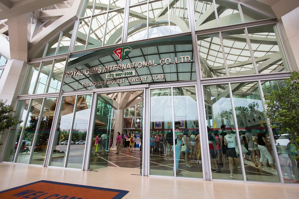 【幸福講堂】 曼谷的烈日，心底的寒蟬：一段討好靈魂的療癒旅程 討好者性人格（Fawn Response）