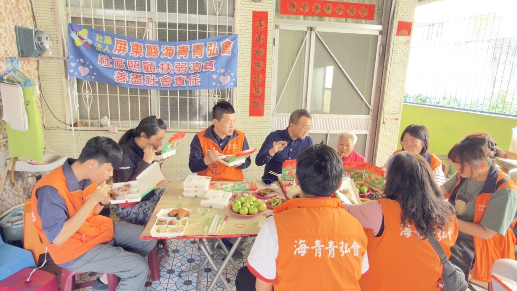 巷弄裡寒冬的暖陽！82歲老母守護重障兒