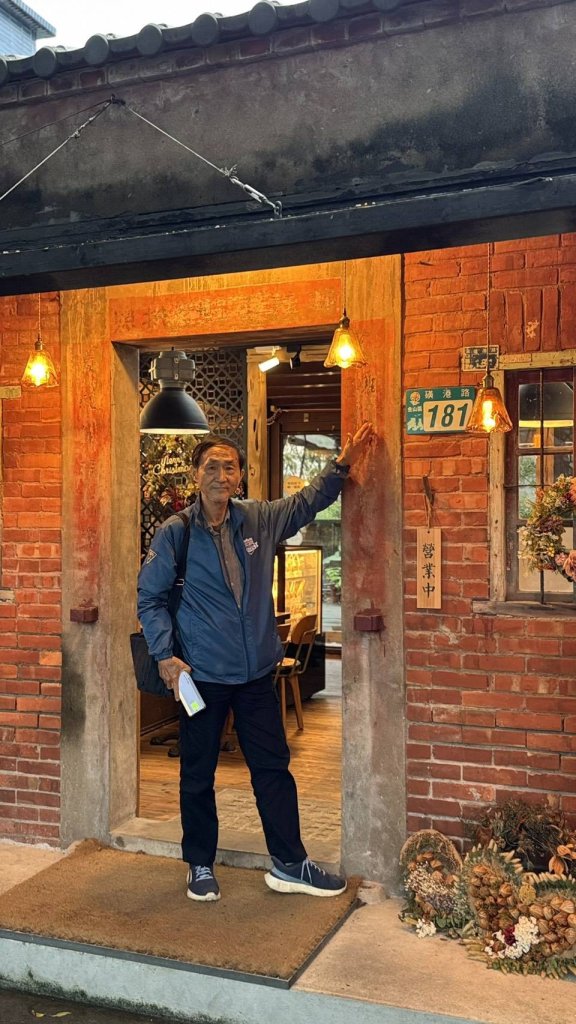 金山磺港  貪心咖啡假日沒有位子坐