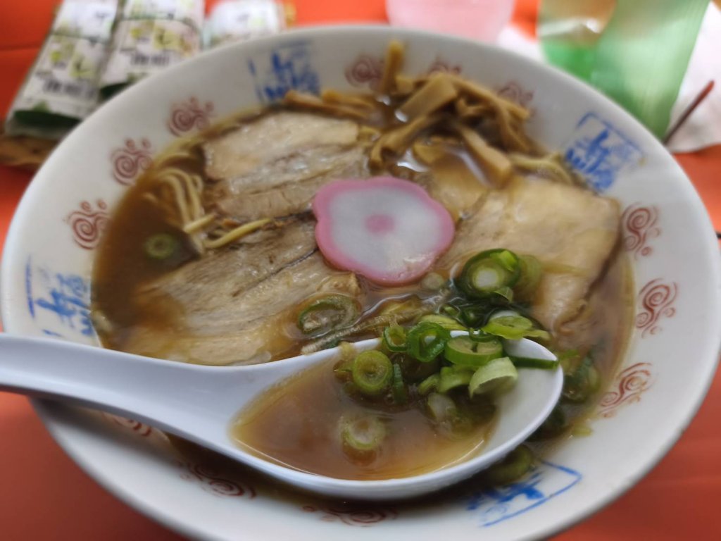 拉麵迷朝聖地　和歌山井出商店濃厚豚骨醬油征服味蕾