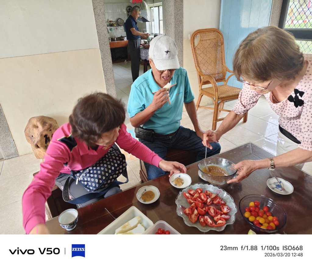 客家蕃茄切盤  蘸醬不一樣