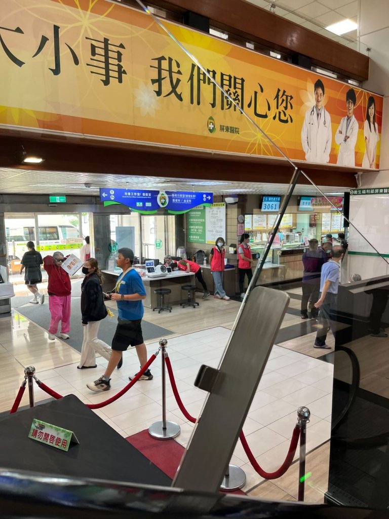 不是老化而已！醫界震撼揭露：塑膠微粒、重金屬正在「吃掉你的記憶」