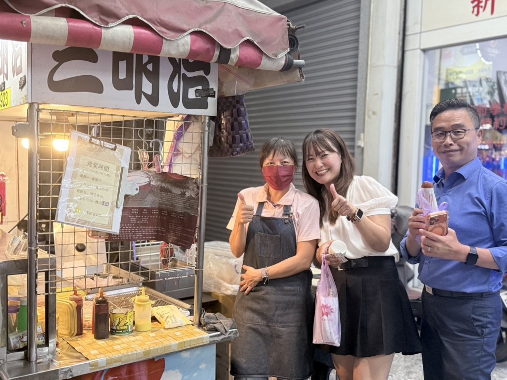 銅板美食雙城飄香！鐵人老闆娘日拚兩場，「營養香酥三明治」擄獲鳳山、萬丹饕客