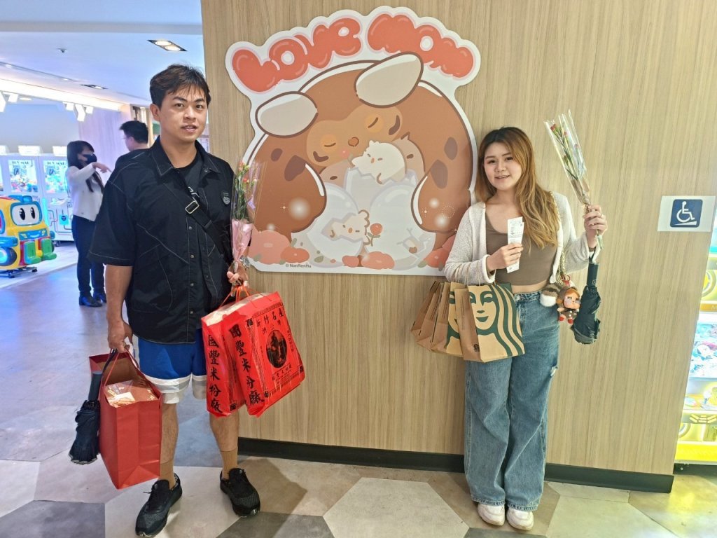 馬光中醫捐贈5千本二手書挺公益