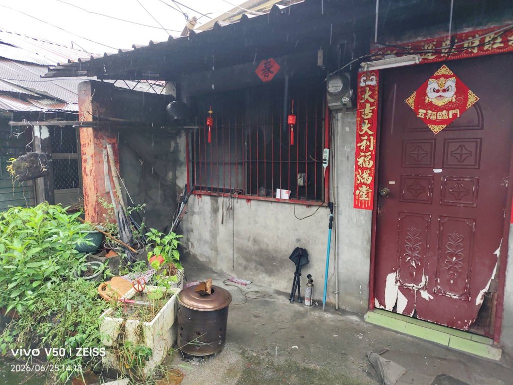 孝子蒙面俠  仗義甩耳光  讓暑假的中午清靜一些