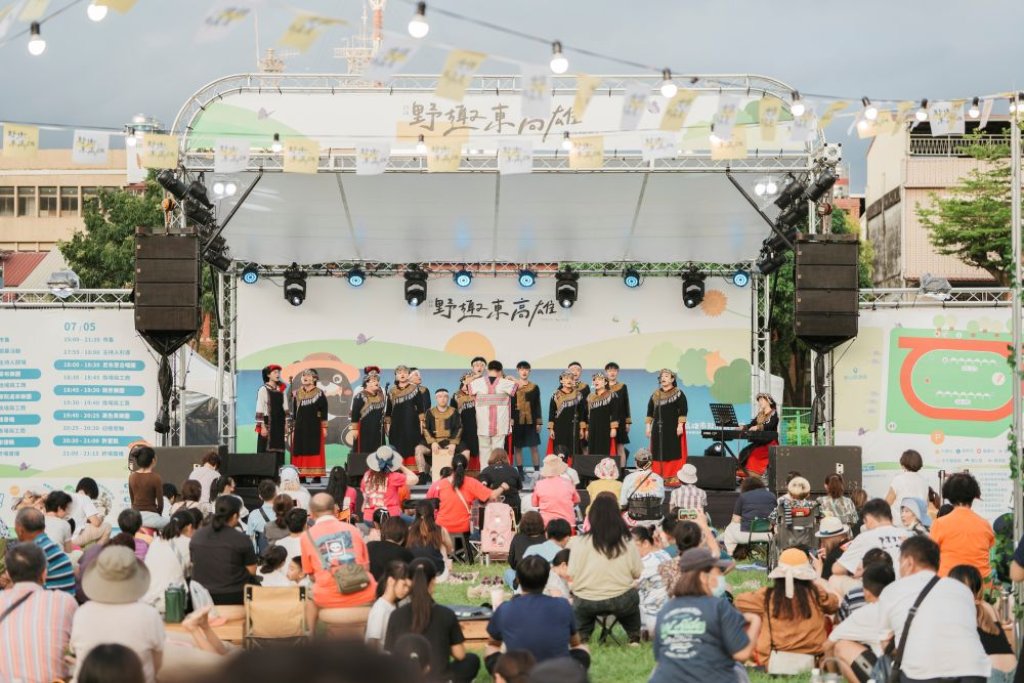 「2026野趣東高雄」旗山首場吸萬人！許富凱返鄉開唱掀高潮 點亮蕉城夜經濟 下一站前進甲仙串聯南橫旅遊帶