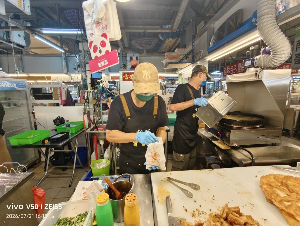 海南煎餅   賣蚵仔煎的取經回來賣