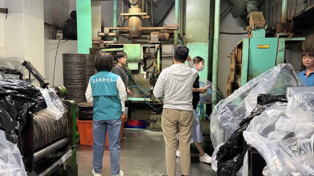 嘉義縣持續追查問題苦茶油 全面預防性下架力守食安