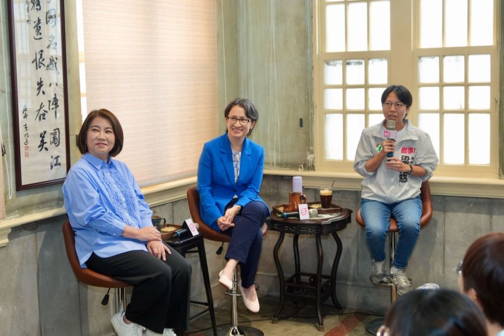 接棒戰貓精神！蕭美琴肯定梁育慈「宛如當年的自己」