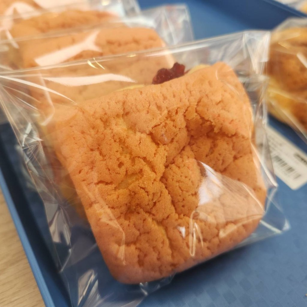 草莓菠蘿