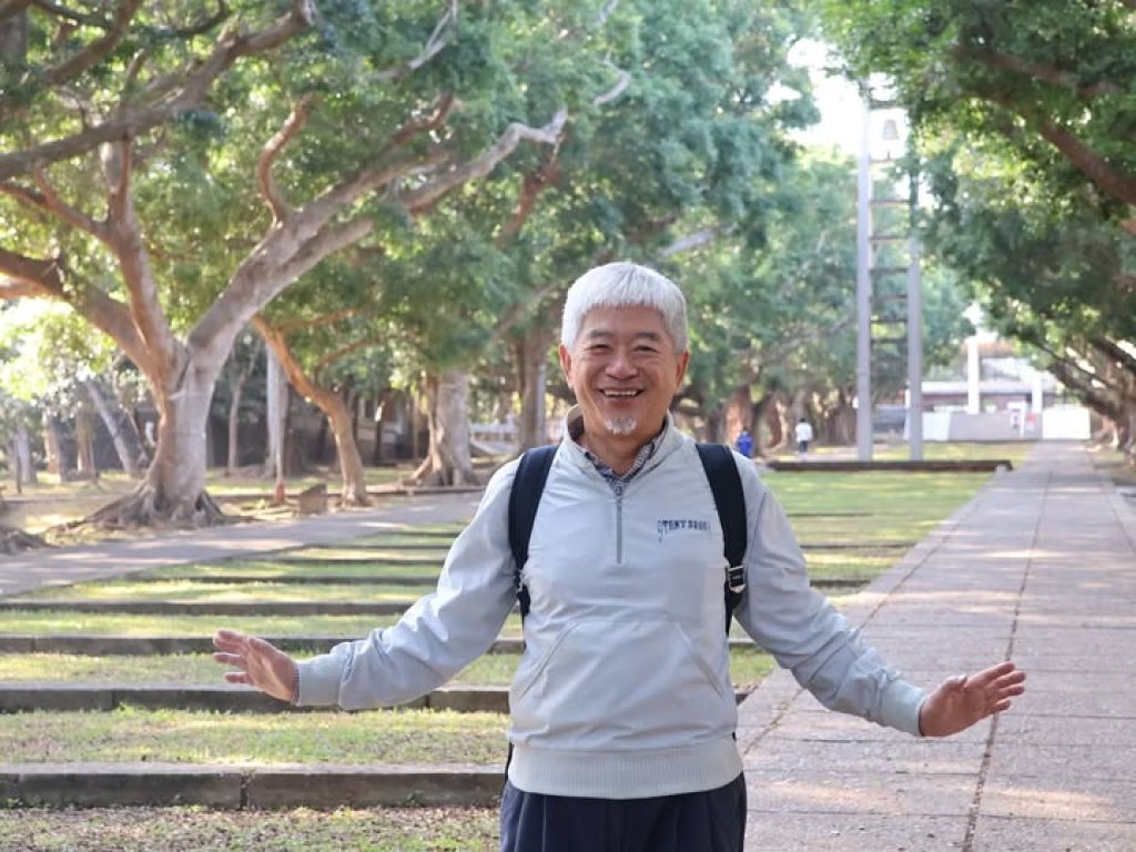 71歲重當大學新鮮人顏鴻森教授
