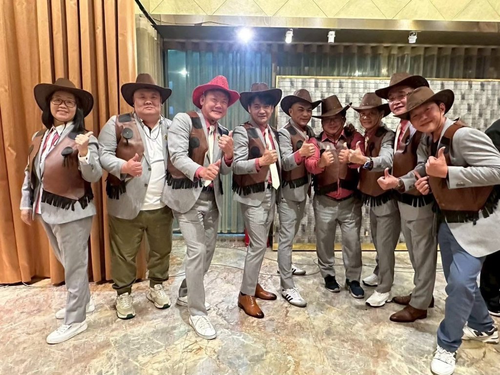 參加友會聯歡活動