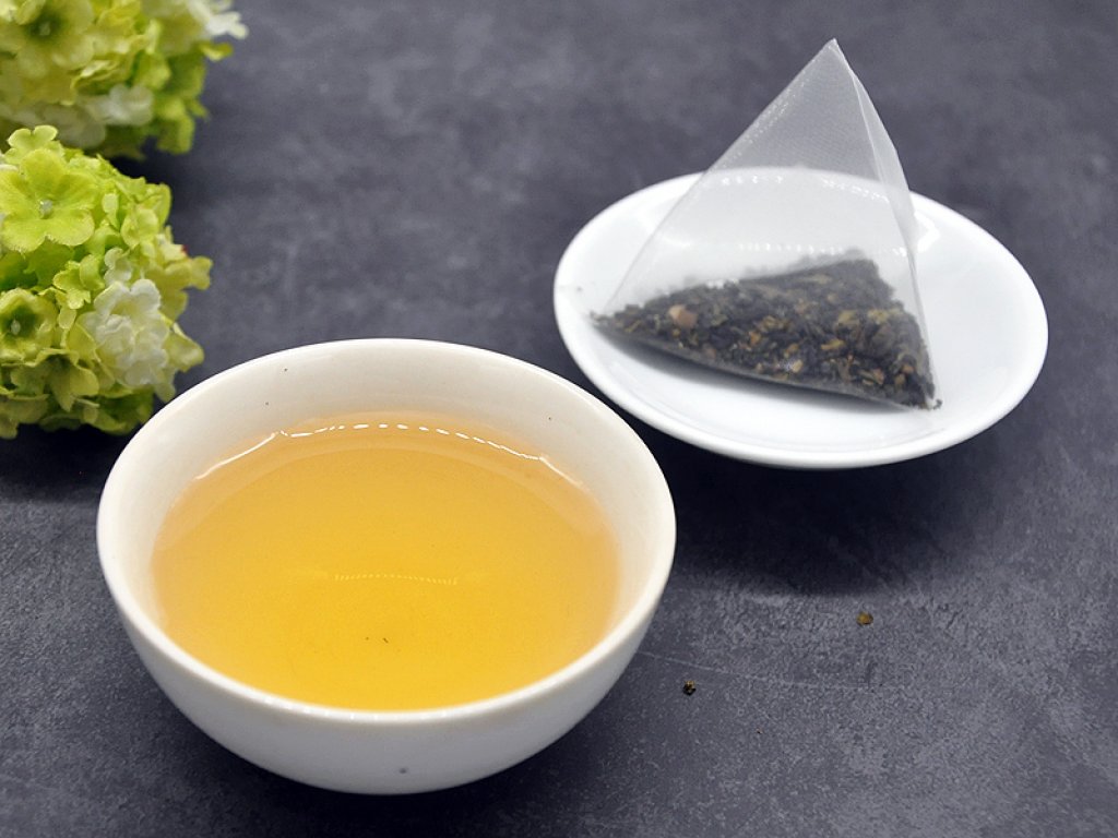冷杉烏龍茶 Alishan Leng shan Oolong tea