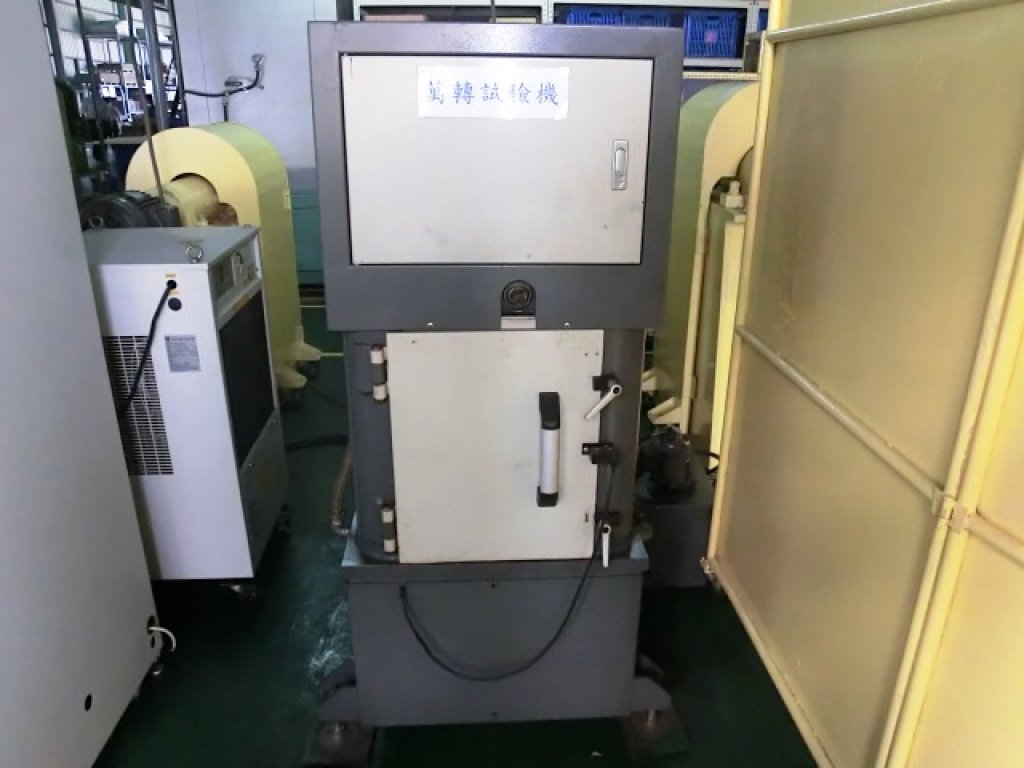 Centrifugation testing machine