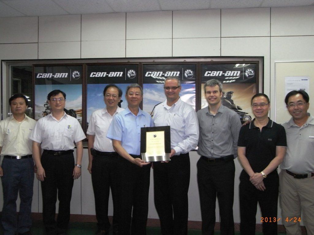 BRP 蒞臨本公司參訪並頒發BRP 2012年度優良供應商獎，以表揚我們在品質、服務和成本方面的卓越表現。