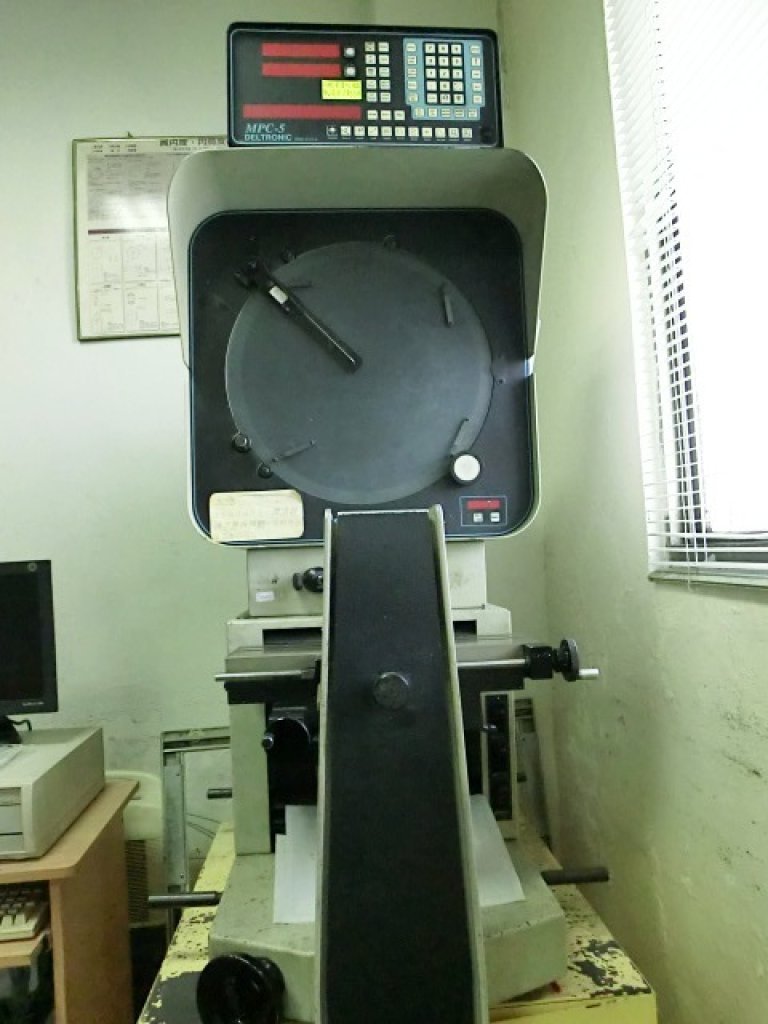 輪廓投影儀(Profile Projectors)