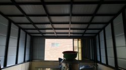 鐵皮屋-鴻鈞