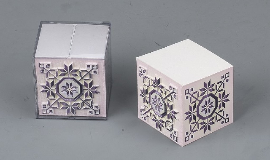 No. 54101  Decoration design 3D memo or sticky cube ( patented)