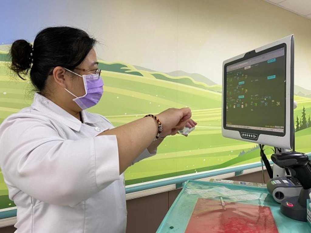 小港醫院打造智能生命徵象整合病房 優化照護效率與降低院內感染