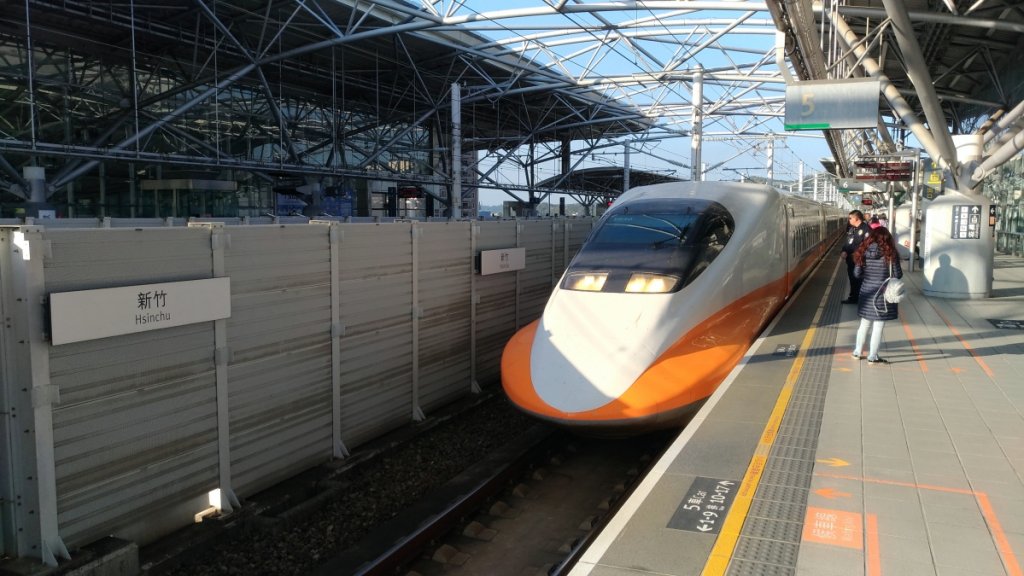 提升運能加強服務旅客　台灣高鐵自10/13起增開90班次列車