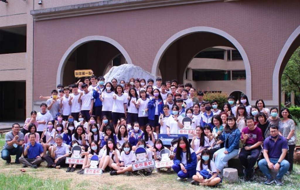 三民高中全校有73人摘星上榜，創下歷年新佳績  家庭困頓、受人幫助 學生盼執教回饋貧困孩子