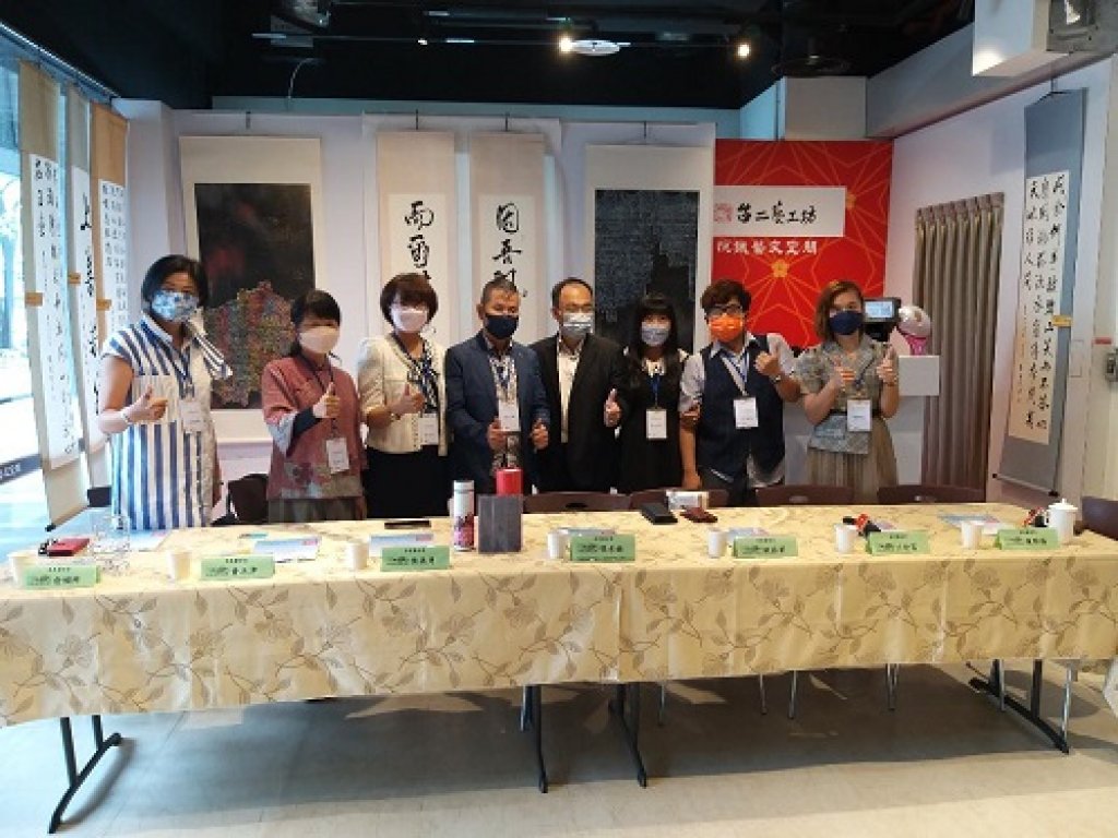 悦誠藝文空間五月-棒棒是強棒  八位藝術創作者聯展