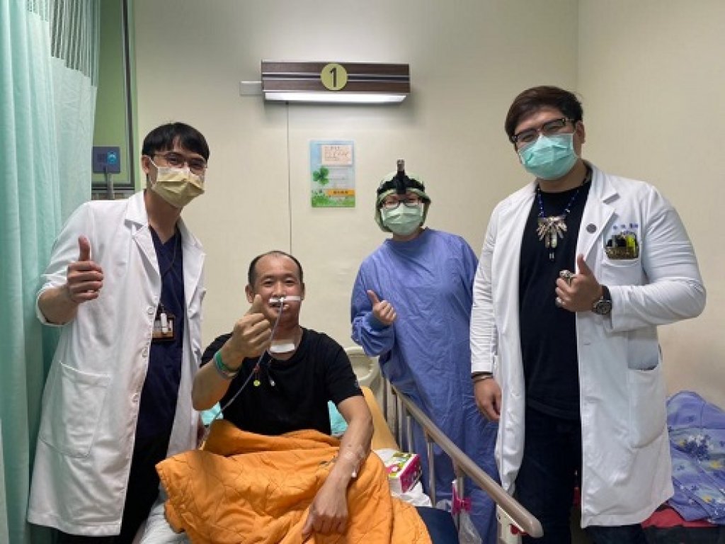  小港醫院完成首例口腔癌重建治療 患者重拾笑容有面子