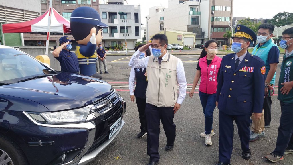 台南「111年度警用車輛新車啟用」黃偉哲增進警察打擊犯罪工具