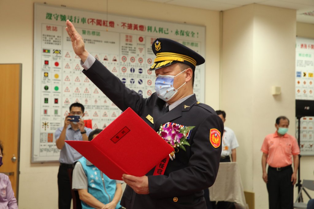 臺南市警察局交通警察大隊長由陳宇桓接任